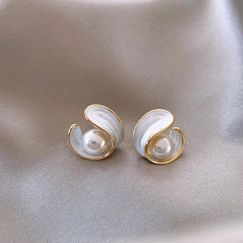 Antoinette Luxe Earrings of White Opal | Last day 80% discount!