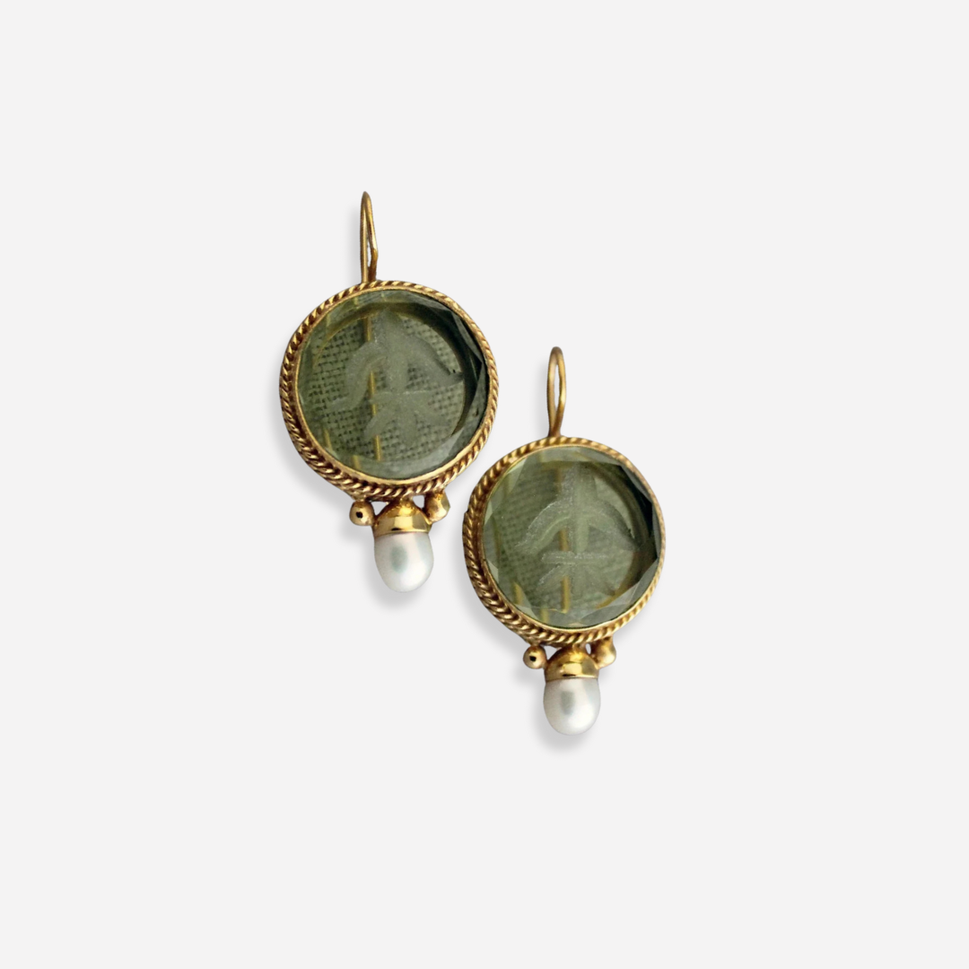 Penelope Vintage earrings with green stone and pearl | Last day 80% off!