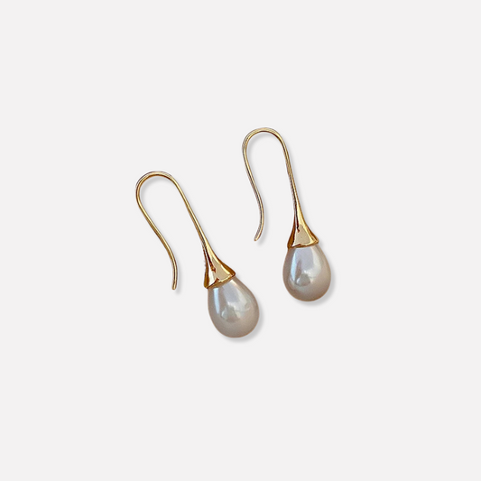 Helena Classic Pearl Earrings | Last Day 80% Off!