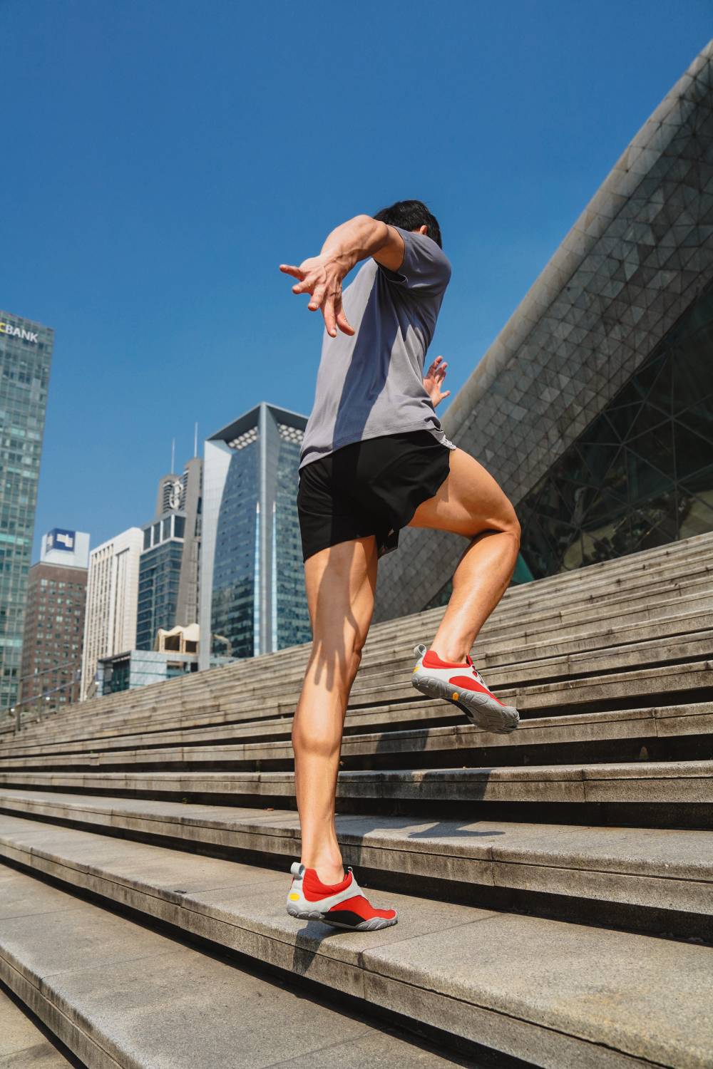 V-Run Retro Men's Barefoot Running Footwear -Red/Black/Grey