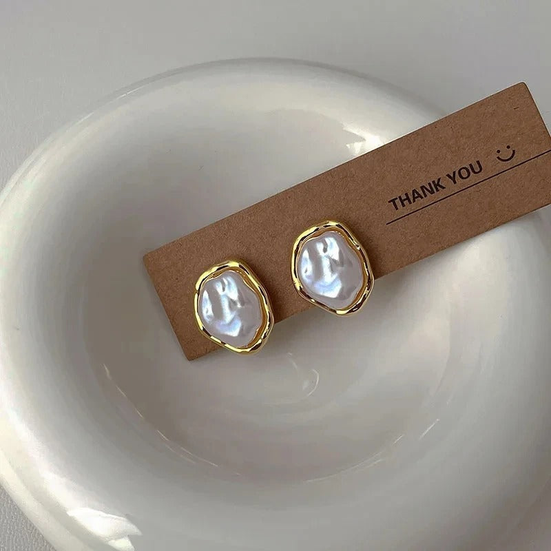 Elegant Carmen Pearl Earrings | Last Day 80% Off!