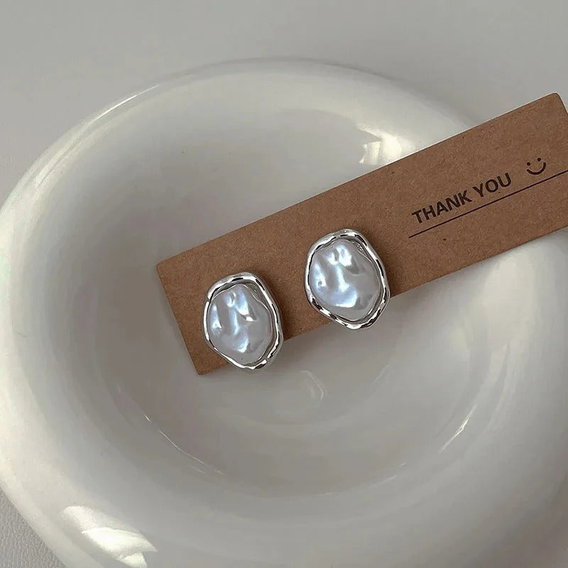 Elegant Carmen Pearl Earrings | Last Day 80% Off!