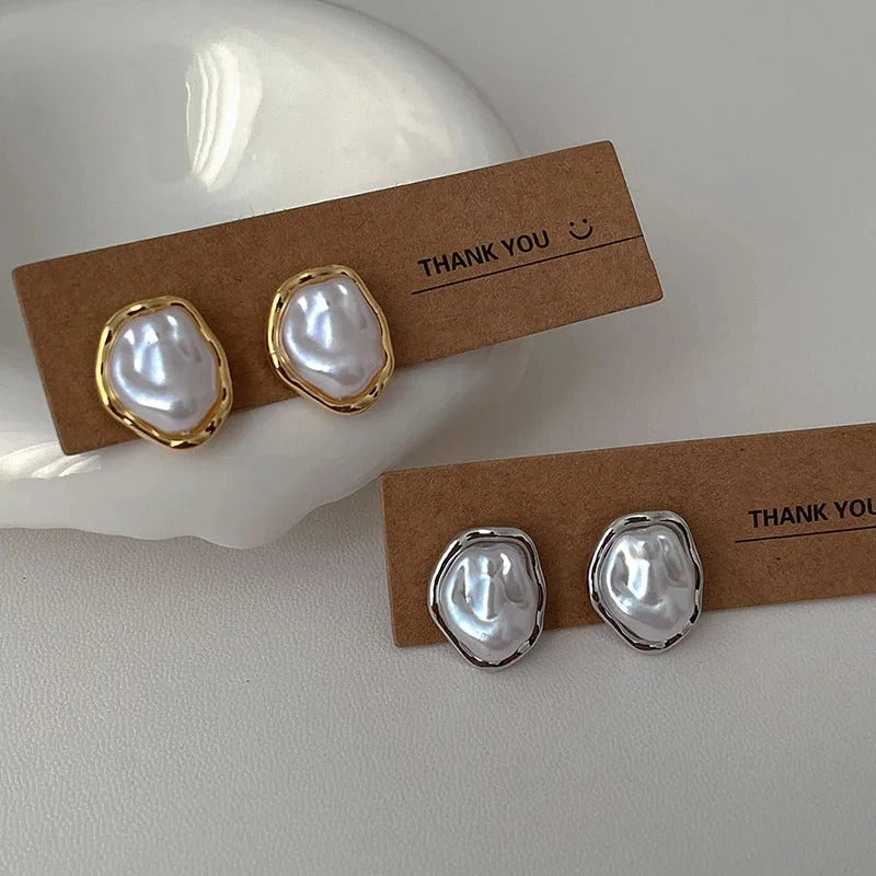 Elegant Carmen Pearl Earrings | Last Day 80% Off!