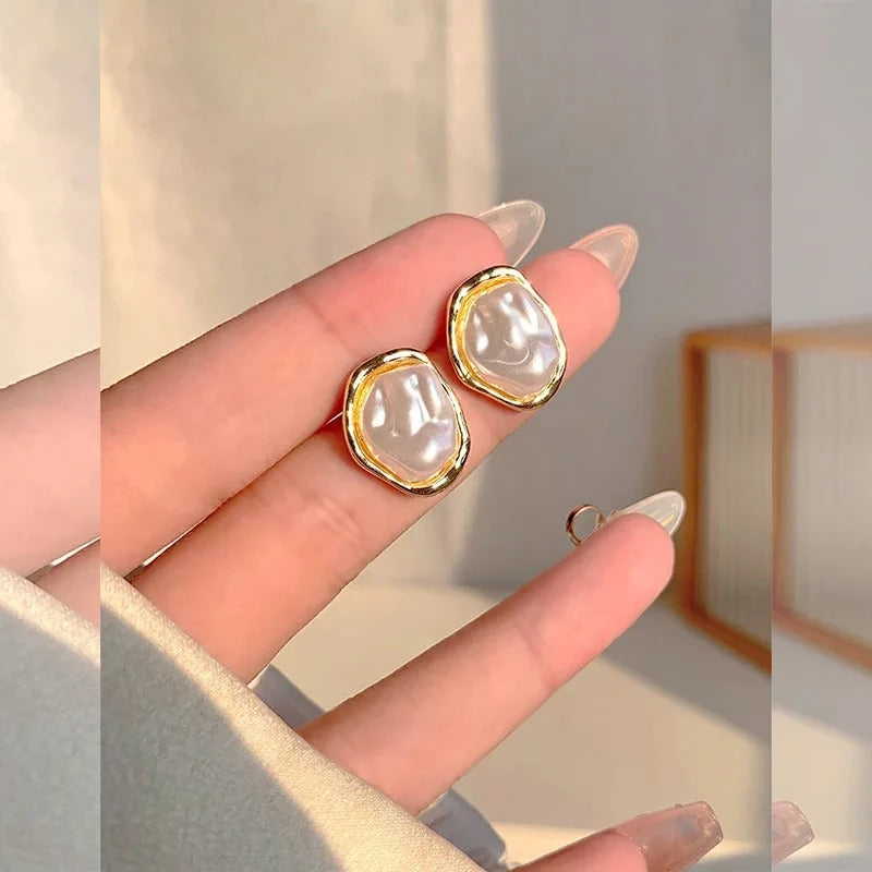 Elegant Carmen Pearl Earrings | Last Day 80% Off!
