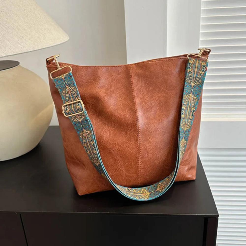 Chelsey’s Vintage Charm | Leather Shoulder Bag | Last day 80% off!